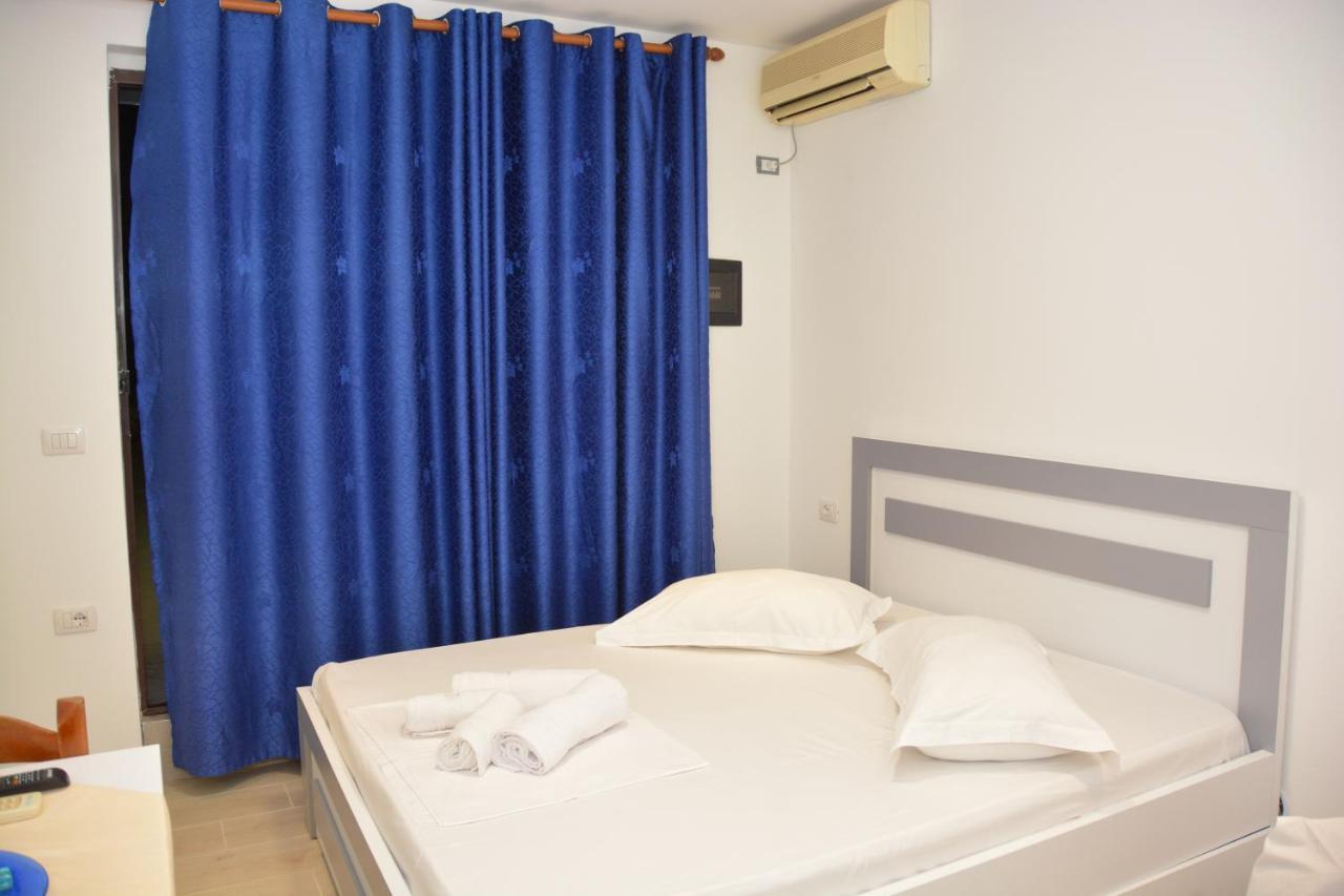 Mico'S Apartments Vlorë Екстериор снимка