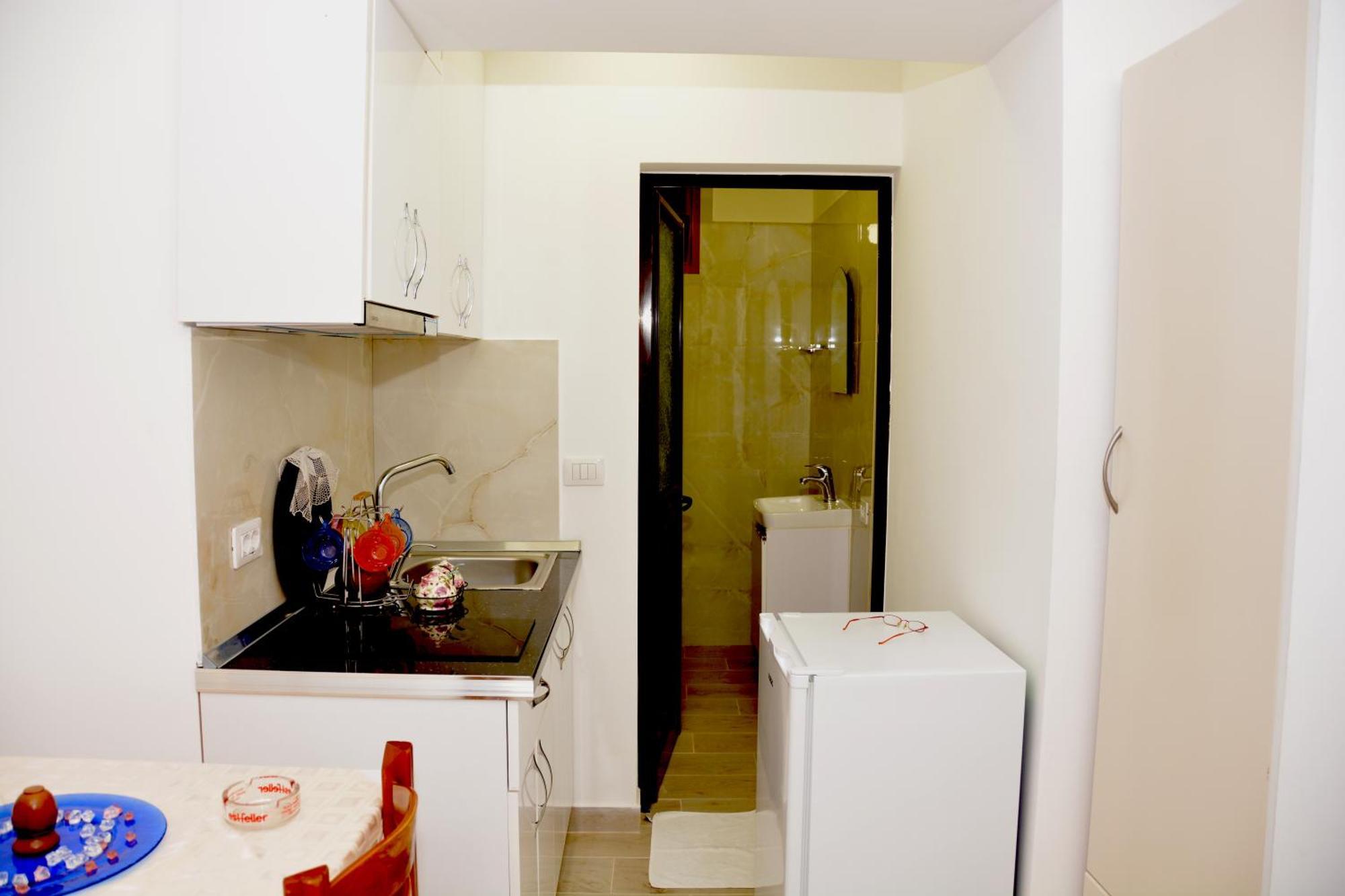 Mico'S Apartments Vlorë Екстериор снимка